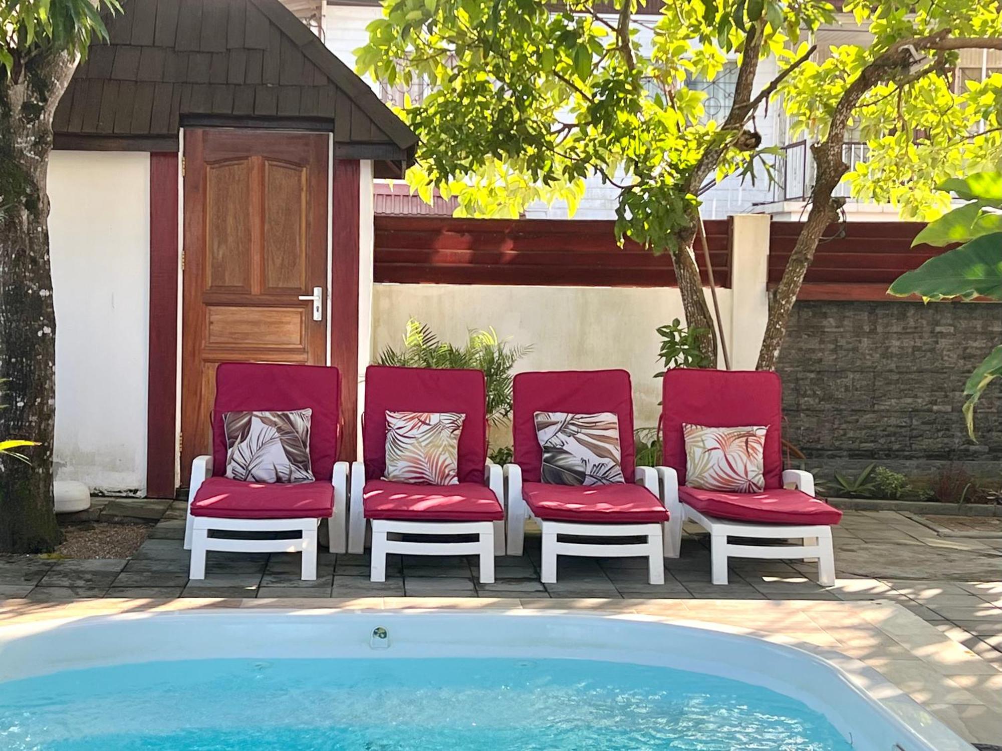 Villa Famiri Boutique Hotel Paramaribo Exteriör bild